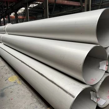 ASTM A312 SS304 Bešavne cijevi u odnosu na SS 304 zavarena cijev